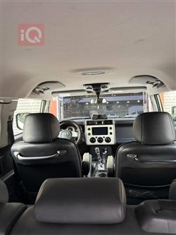 تۆیۆتا FJ کرۆزەر